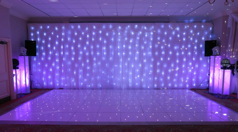 MMC WhiteStarclothBackDrop