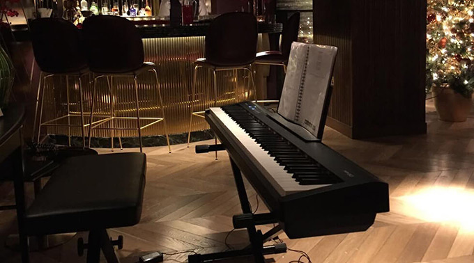 StagePianoWithBuiltInSpeakers